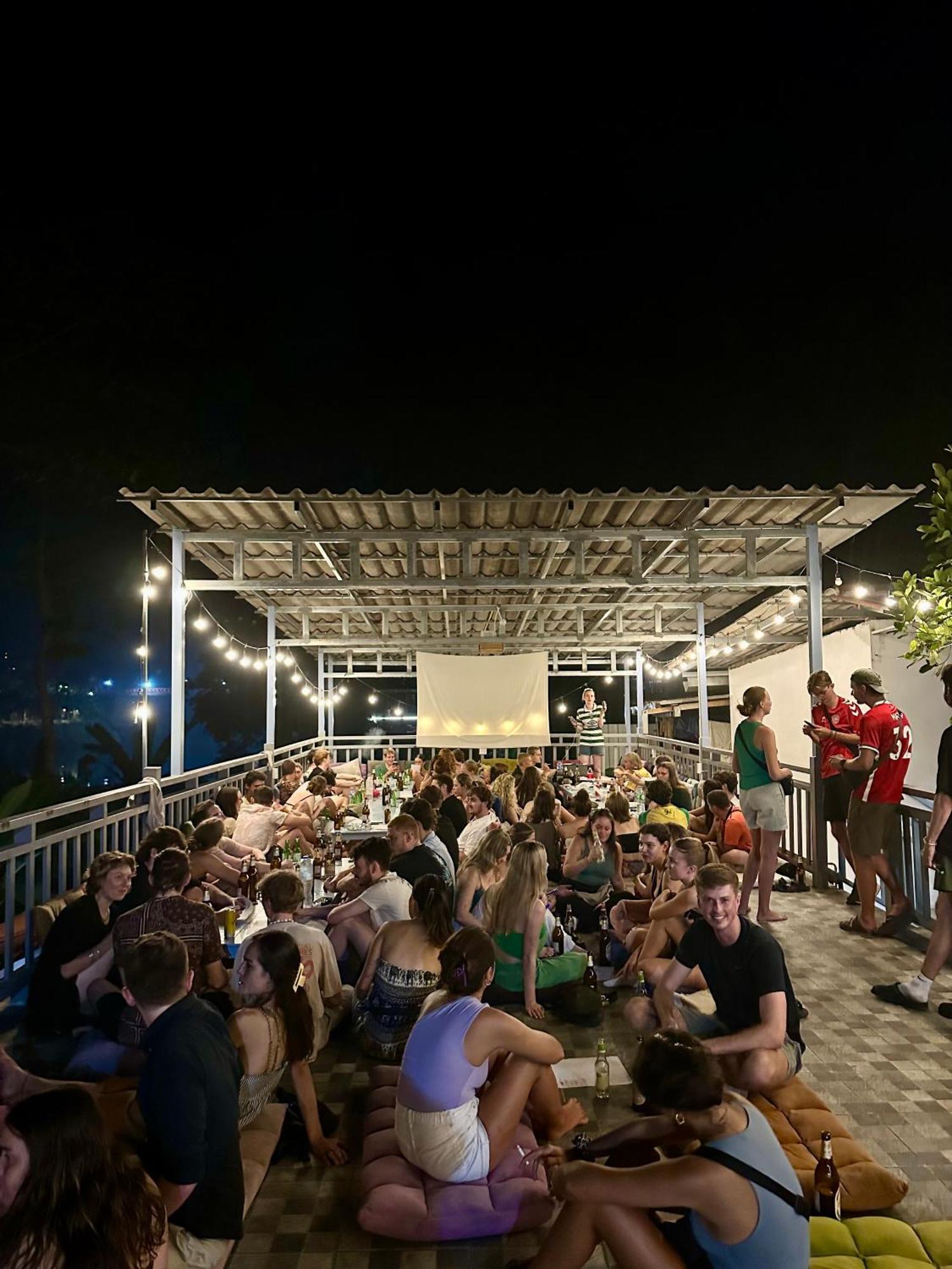 Sunrise Riverside Pool Hostel Luang Prabang Exterior foto